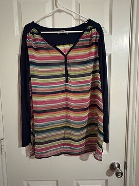 Liz Claiborne Multicolor Striped Long Sleeve V-Neck Top with Navy Sleeves